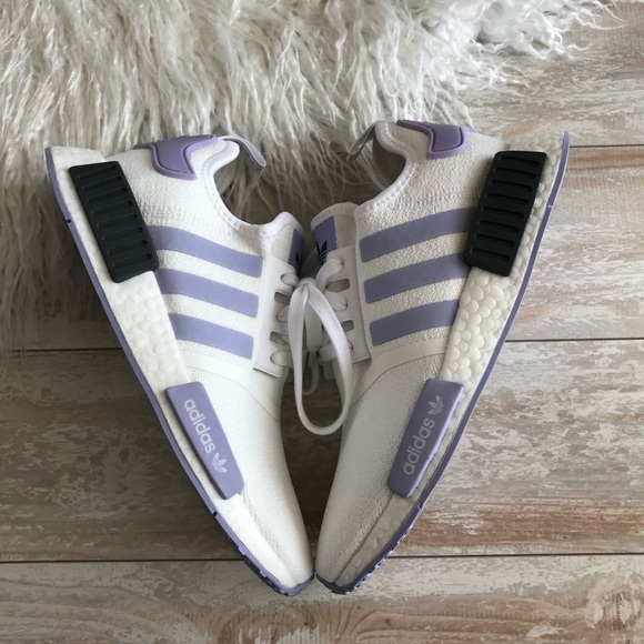 NWT Adidas NMD_R1 Women’s Shoes - Picture 5 of 7